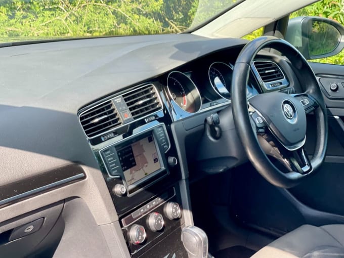 2025 Volkswagen Golf