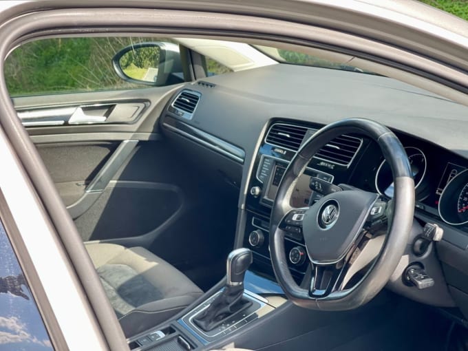 2025 Volkswagen Golf