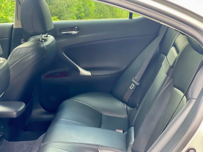 2025 Lexus Is