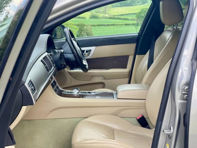 2025 Jaguar Xf