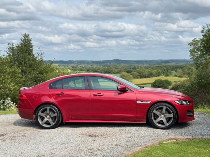 2025 Jaguar Xe