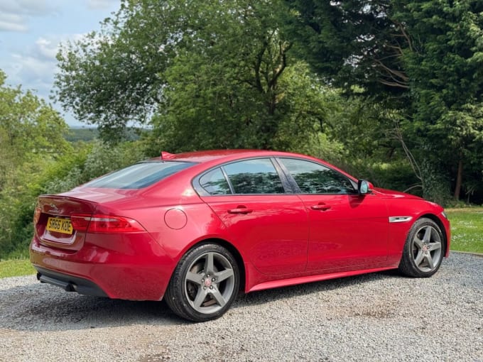 2025 Jaguar Xe