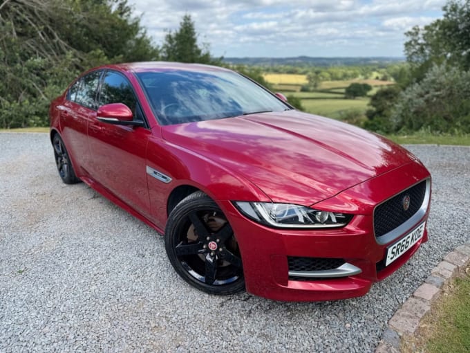2025 Jaguar Xe