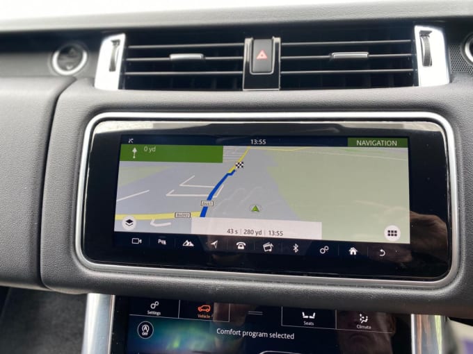 2025 Land Rover Range Rover Sport