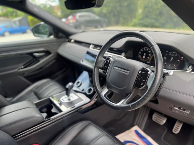 2025 Land Rover Range Rover Evoque
