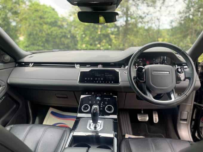2025 Land Rover Range Rover Evoque