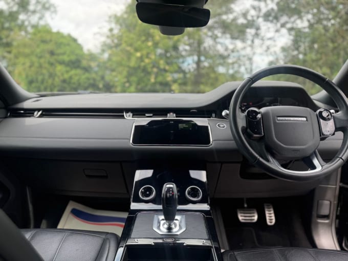 2025 Land Rover Range Rover Evoque