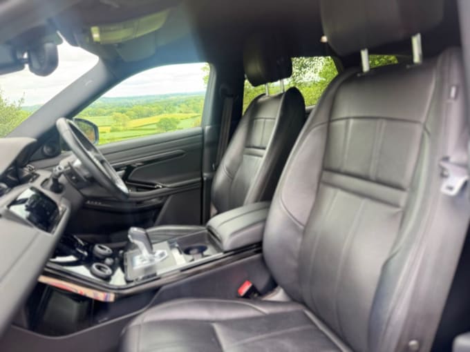 2025 Land Rover Range Rover Evoque