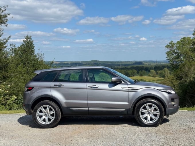 2025 Land Rover Range Rover Evoque