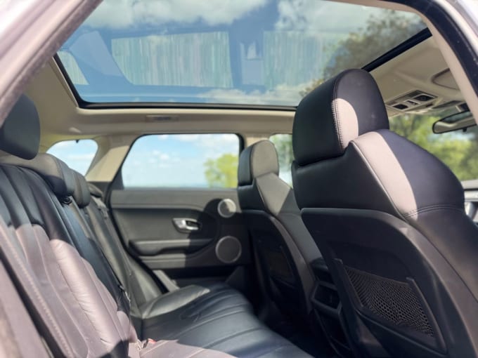 2025 Land Rover Range Rover Evoque