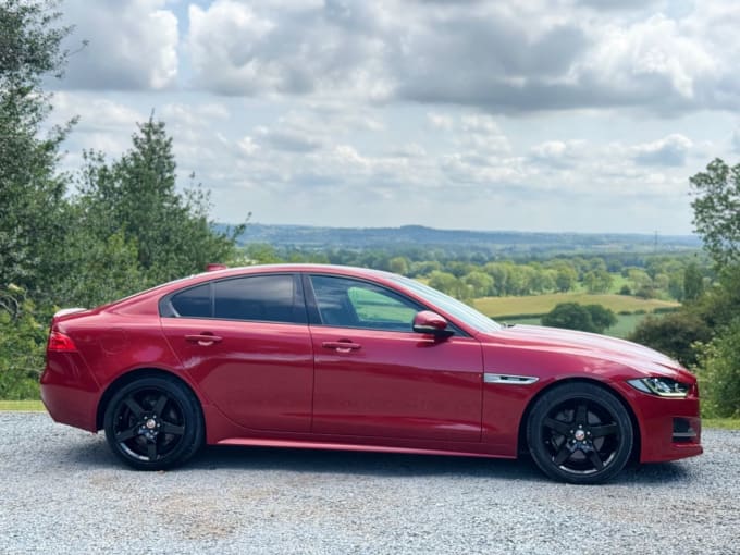 2025 Jaguar Xe