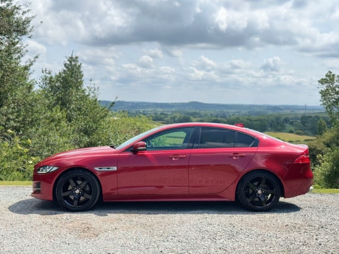 2025 Jaguar Xe