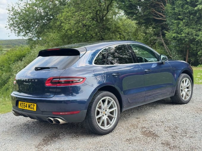 2025 Porsche Macan