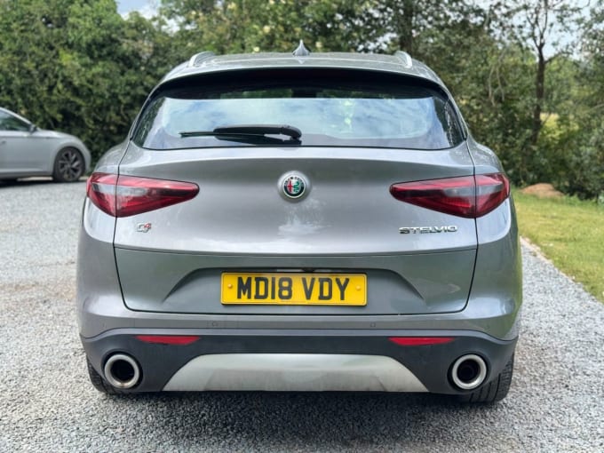 2025 Alfa Romeo Stelvio