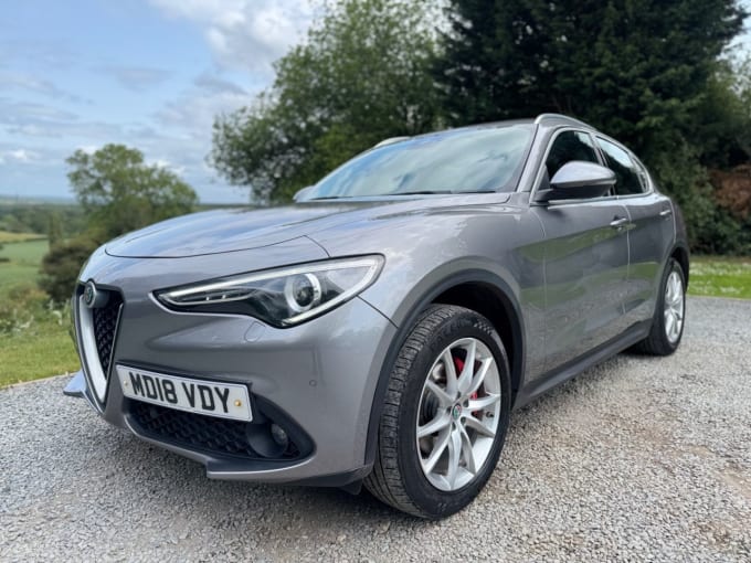 2025 Alfa Romeo Stelvio