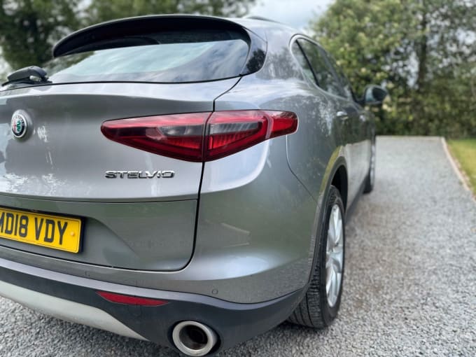 2025 Alfa Romeo Stelvio