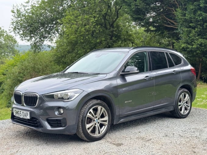 2025 BMW X1