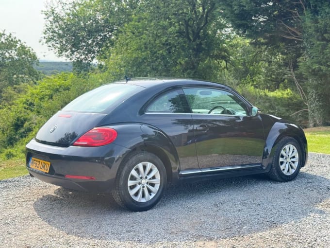 2025 Volkswagen Beetle