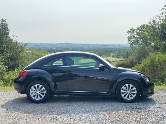 2025 Volkswagen Beetle