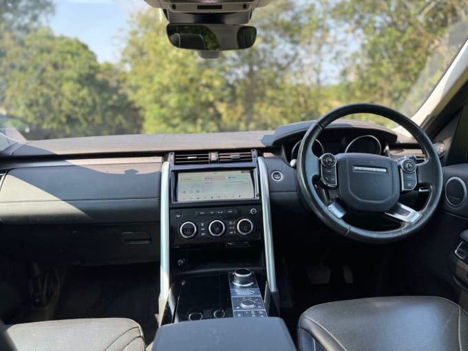2025 Land Rover Discovery