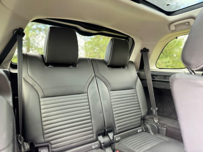 2025 Land Rover Discovery