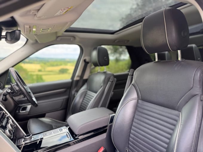 2025 Land Rover Discovery