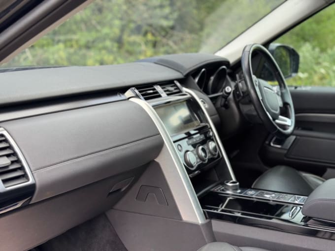 2025 Land Rover Discovery
