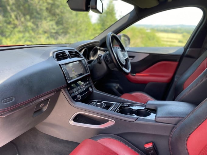 2025 Jaguar F-pace