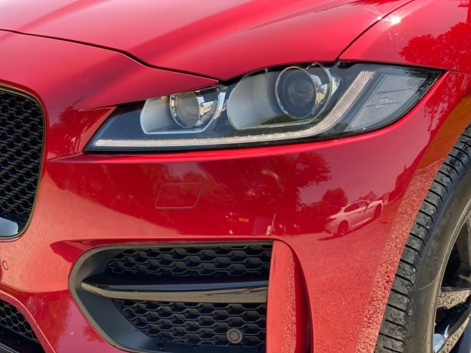 2025 Jaguar F-pace