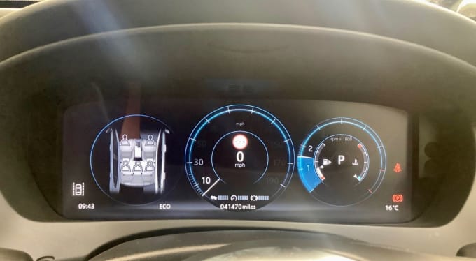 2025 Jaguar Xe