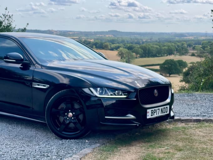 2025 Jaguar Xe