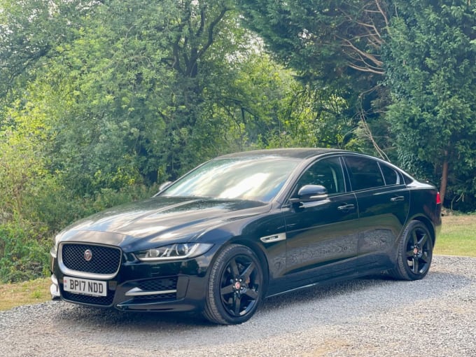 2025 Jaguar Xe