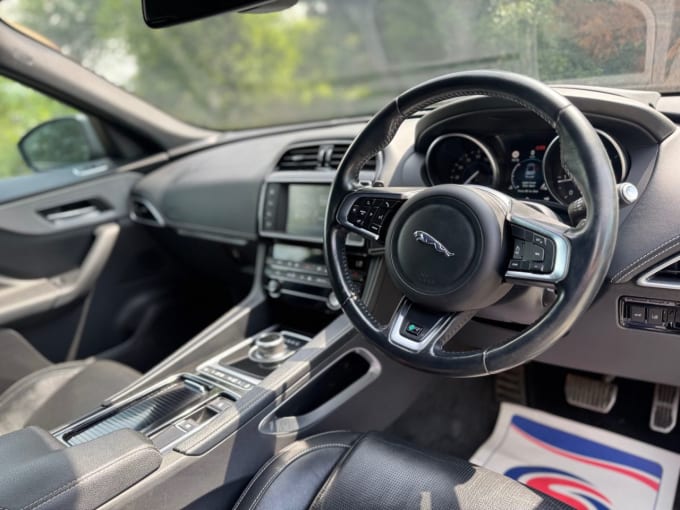 2025 Jaguar F-pace