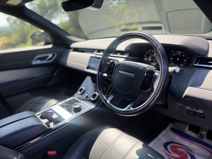 2025 Land Rover Range Rover Velar