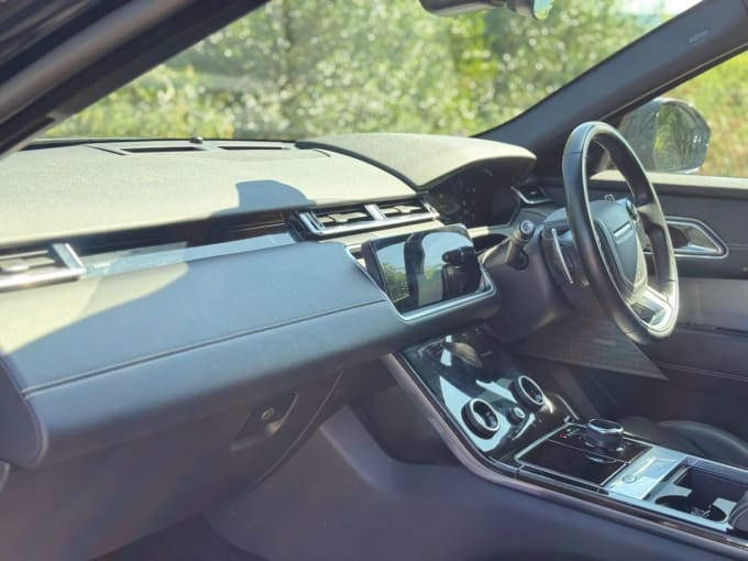 2025 Land Rover Range Rover Velar