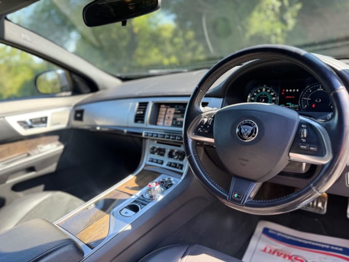 2025 Jaguar Xf