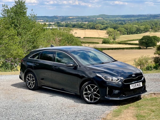 2025 Kia Proceed