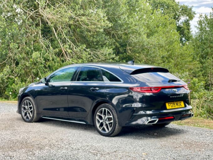 2025 Kia Proceed