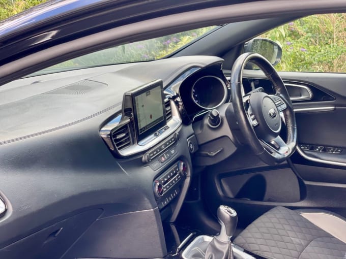 2025 Kia Proceed