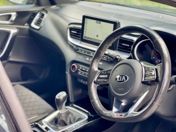 2025 Kia Proceed