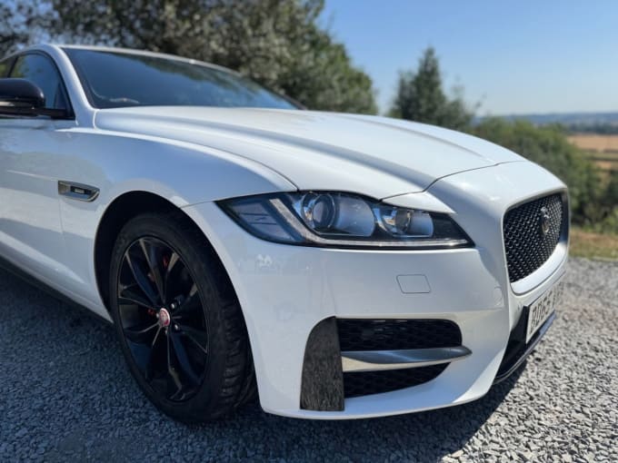 2025 Jaguar Xf