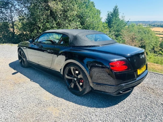 2025 Bentley Continental