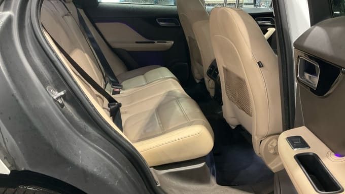 2025 Jaguar F-pace