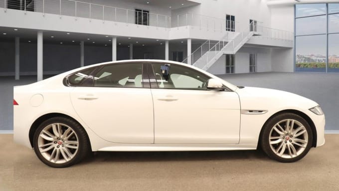 2025 Jaguar Xf