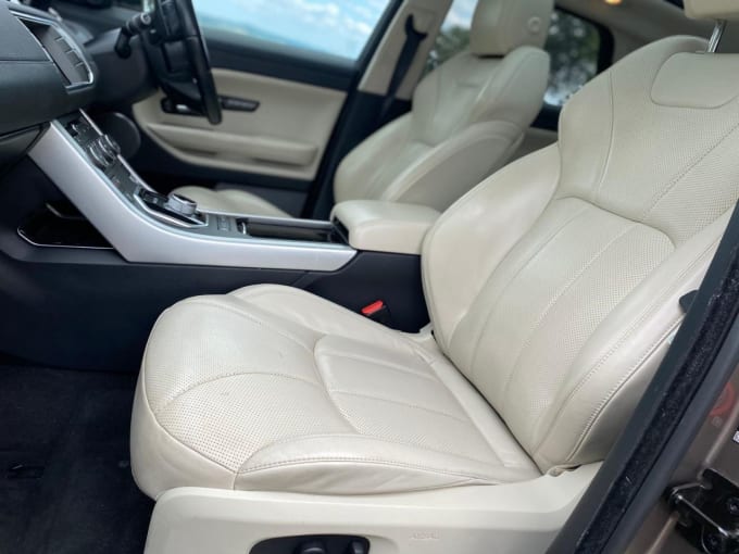 2025 Land Rover Range Rover Evoque
