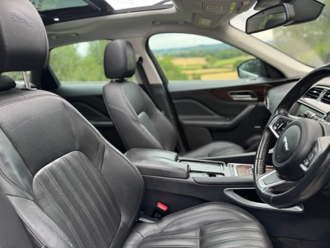 2025 Jaguar F-pace