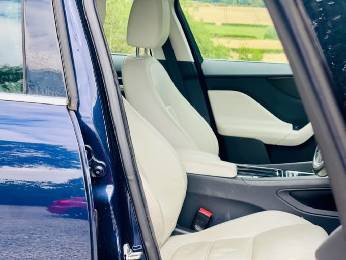 2025 Jaguar F-pace