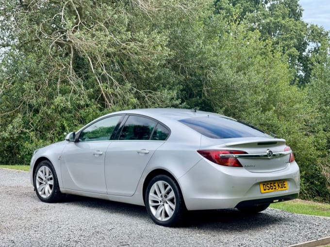 2025 Vauxhall Insignia