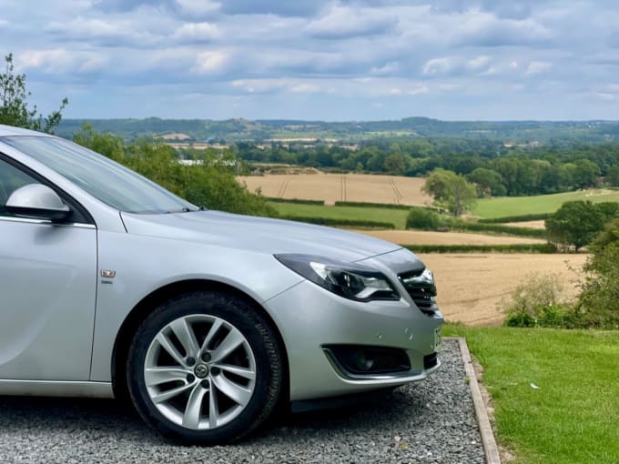 2025 Vauxhall Insignia