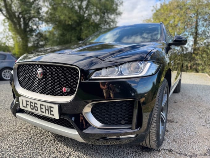 2025 Jaguar F-pace